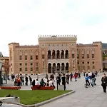 La E Bella Lejlighed *